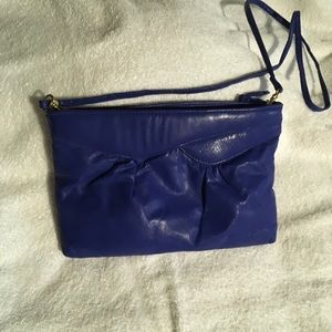 VINTAGE 80s Royal Blue Grand Traditions Bag
